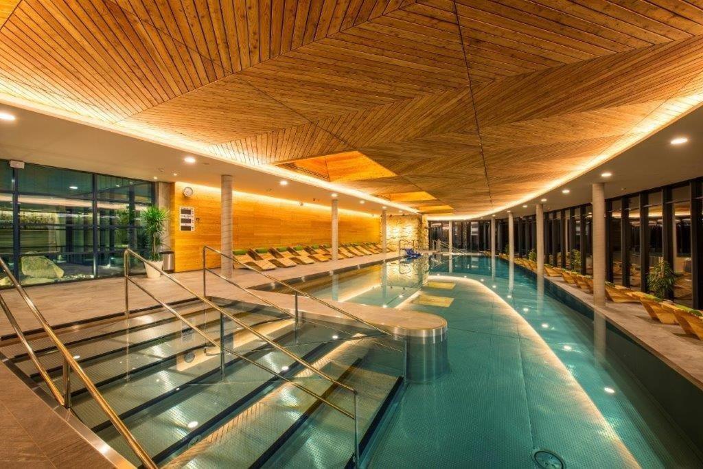 דמנובסקה דולינה Hotel Sorea Snp מראה חיצוני תמונה