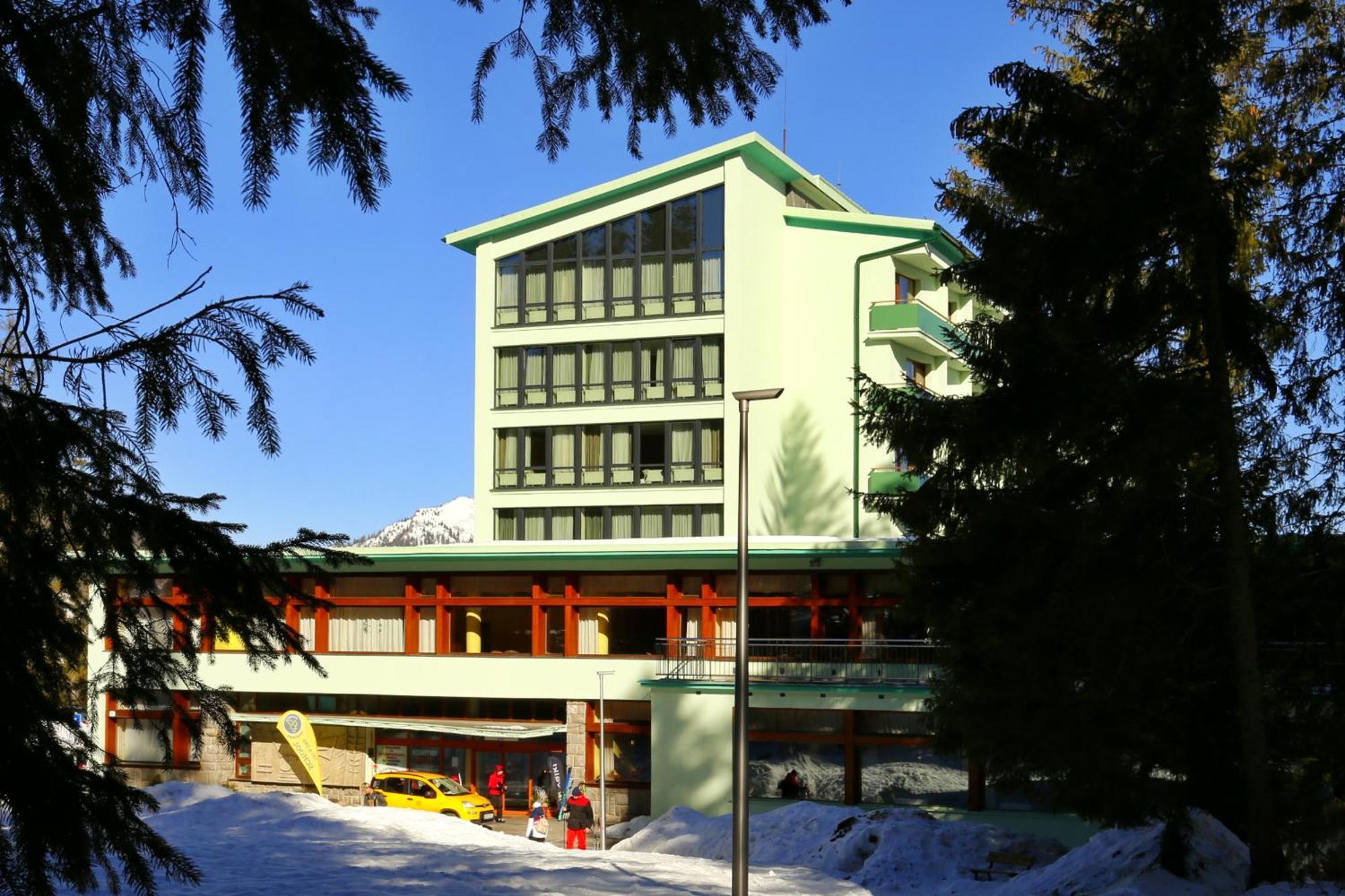 דמנובסקה דולינה Hotel Sorea Snp מראה חיצוני תמונה