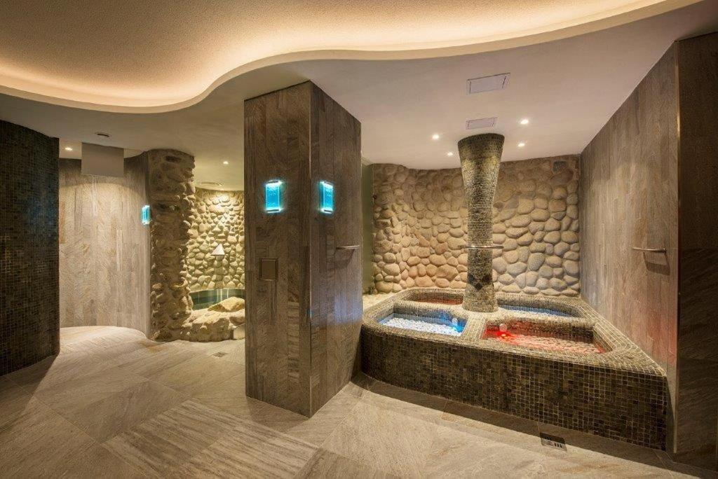 דמנובסקה דולינה Hotel Sorea Snp מראה חיצוני תמונה