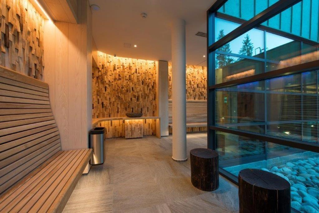 דמנובסקה דולינה Hotel Sorea Snp מראה חיצוני תמונה